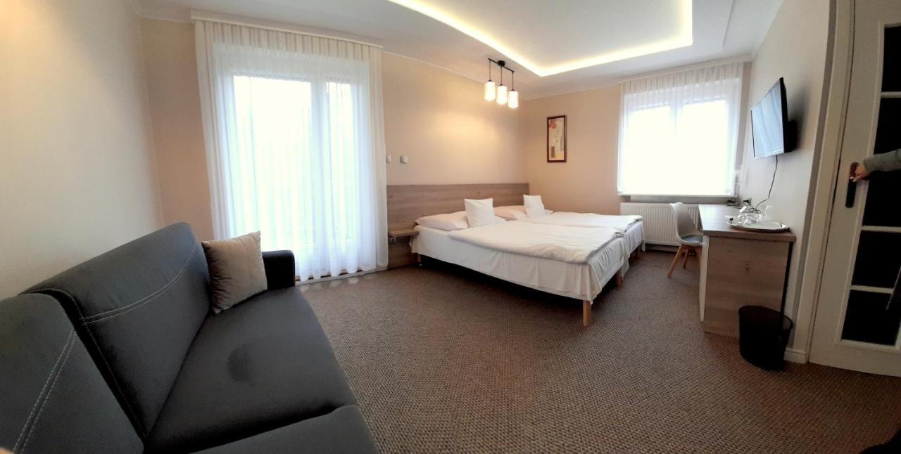Hotel Dom Nad Rzeka Skwierzyna Exterior foto
