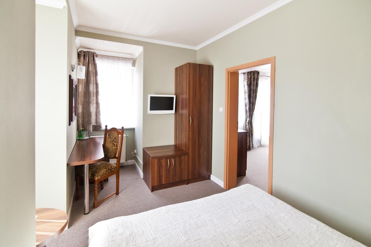 Hotel Dom Nad Rzeka Skwierzyna Habitación foto