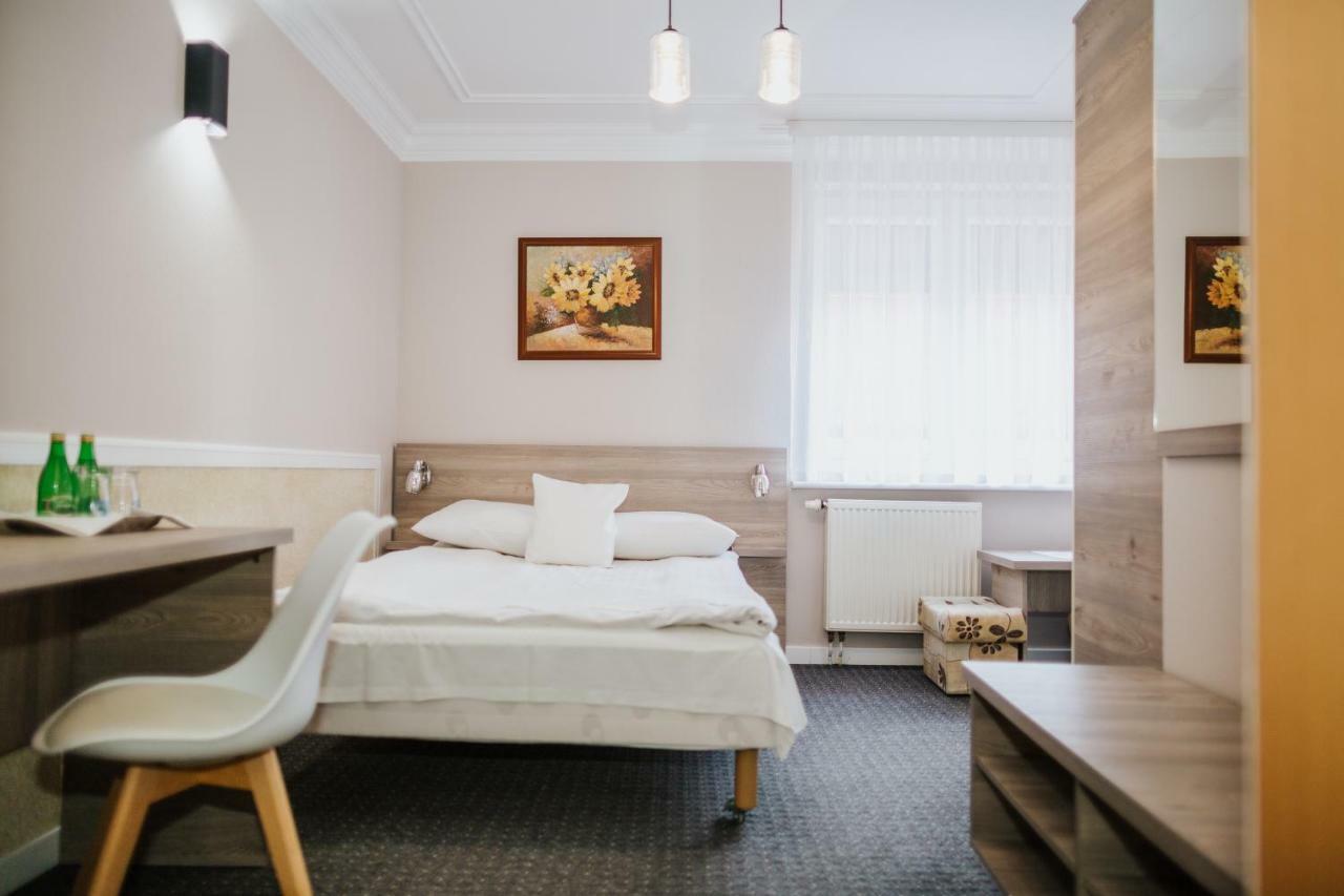 Hotel Dom Nad Rzeka Skwierzyna Exterior foto